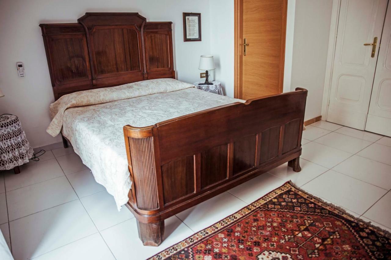 Miracoletti38 Hotel Napoli Bagian luar foto