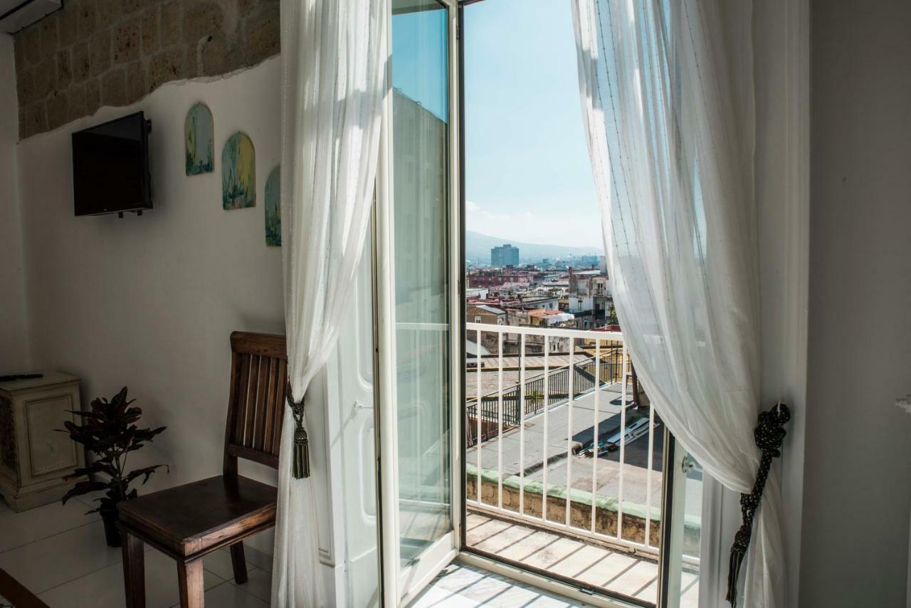 Miracoletti38 Hotel Napoli Bagian luar foto